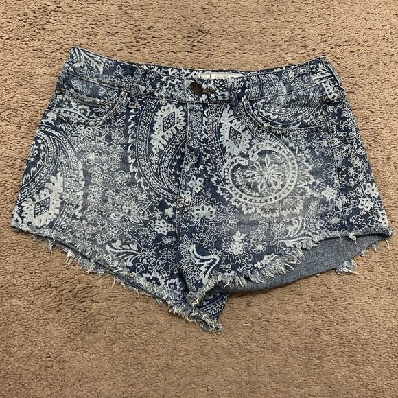 Free People Paisley Cut Off Denim Shorts Size 25 - Picture 1 of 7